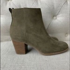 OLD NAVY-Olive Green Heeled Ankle Boots